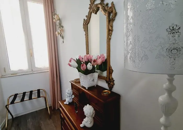 Trastevere Rome's Heart Charming & Cozy 2 Apartment Rom